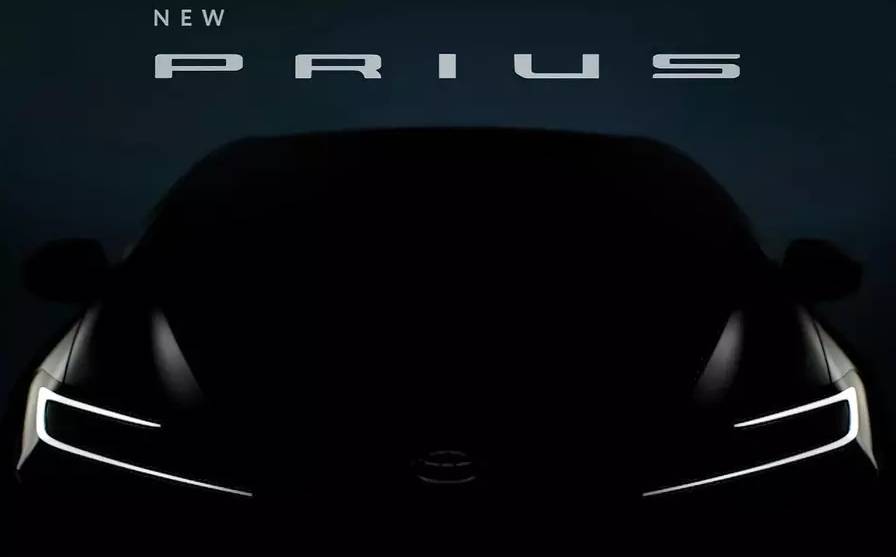 new Toyota Prius will debut on November 16