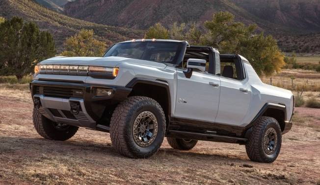 2022–2024 GMC Hummer EV